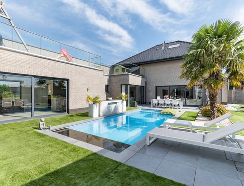                                         Villa te koop in Beveren-Waas, € 1.690.000
