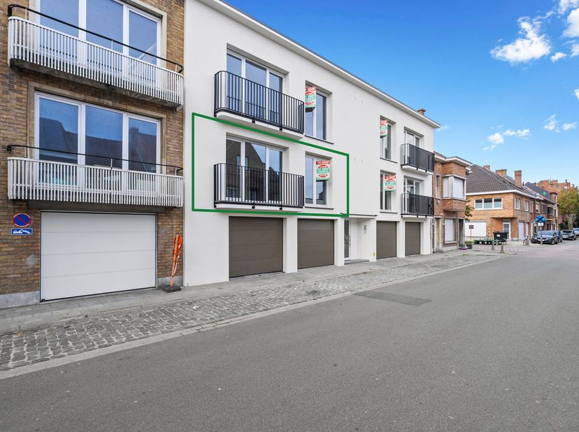 Appartement te koop in Daverlostraat 80,
                    8310 Assebroek