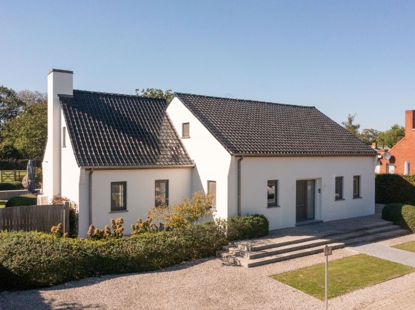 Huis te koop in Baliebrugstraat 26,
                    8020 Ruddervoorde