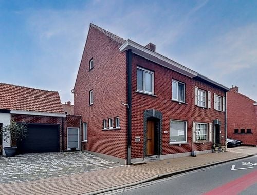                                         Maison à vendre à Ingelmunster, € 289.000
