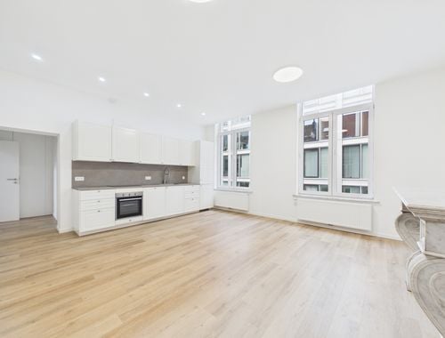                                         Appartement à louer à Bruxelles, € 1.900
