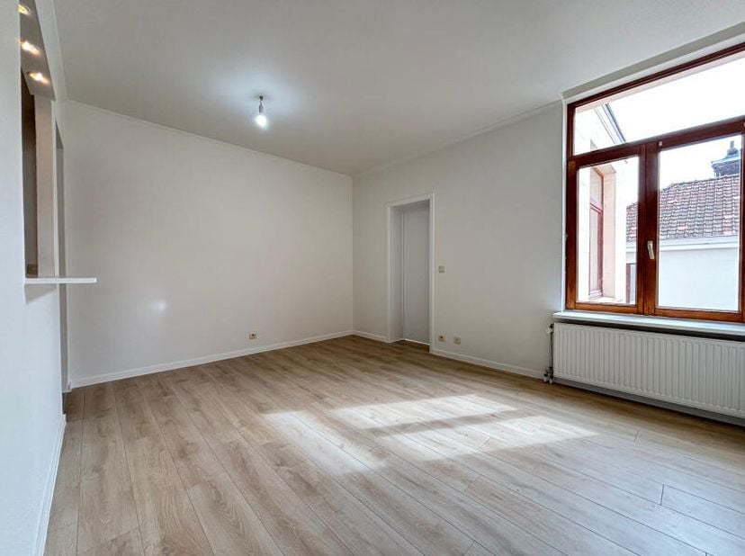 Appartement te huur
                    in 1060 Sint-Gillis
