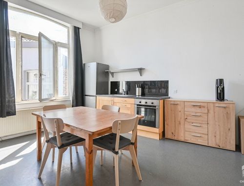                                         Appartement te koop in Elsene, € 225.000
