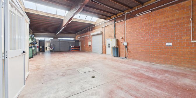 Bedrijfsvastgoed te koop in 7500 Tournai