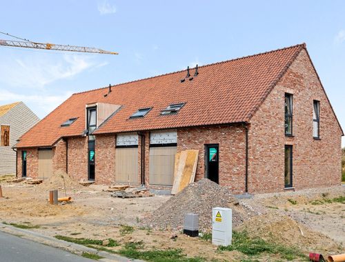                                         Maison à vendre à Houthem, € 310.000
