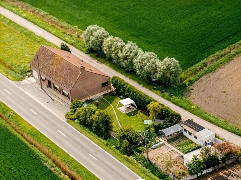 Maison à vendre
                    à 8600 Pervijze