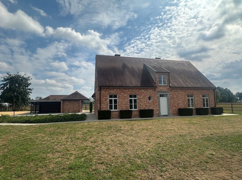 Maison à louer
                    à 9270 Laarne