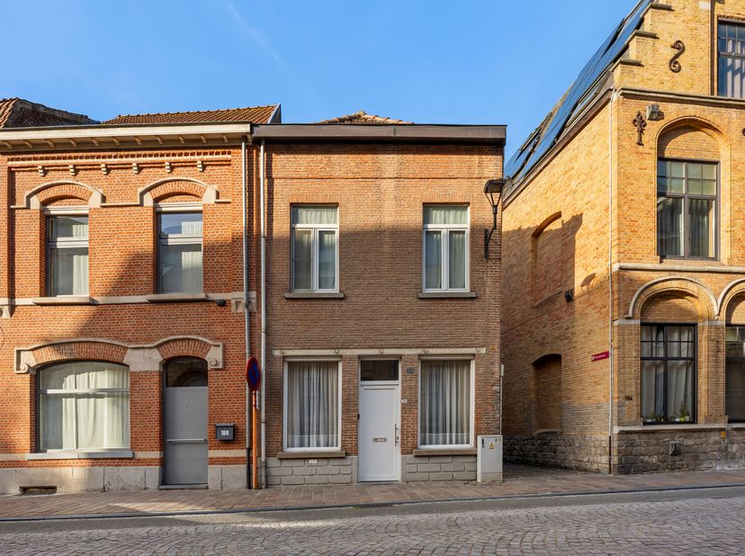 Huis te koop in Rijselstraat 186,
                    8900 Ieper