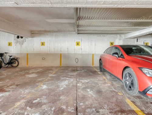                                         Garage à vendre à Mechelen, € 30.000
