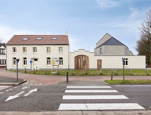                                        Immeuble d’appartements à vendre à Elen, € 399.000

