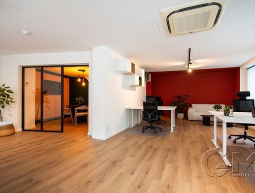                             Kantoor te huur in Dottignies
