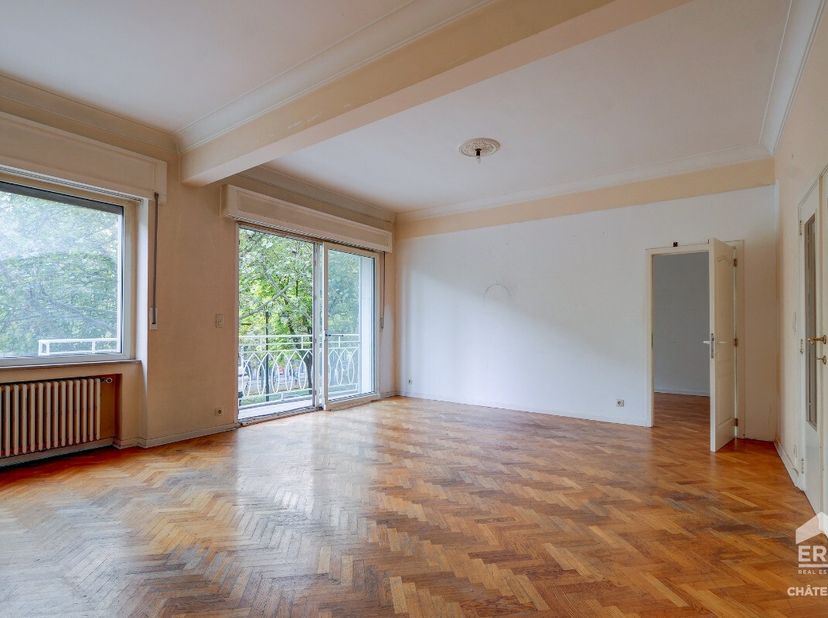 Appartement te koop in Avenue Louise 136 bus 2,
                    1000 Brussel