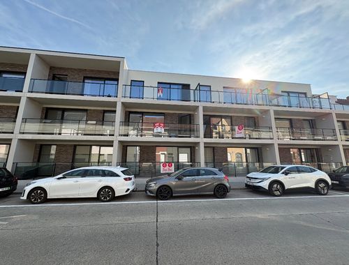                                         Appartement à vendre à Roeselare, € 195.000
