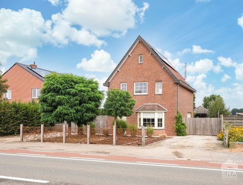                                         Maison à vendre à Hechtel, € 397.500
