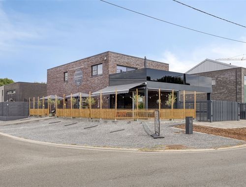                                         Commercieel Gebouw te koop in Koersel, € 745.000
