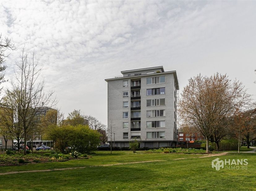 Ideaal startersappartement (49 m²) met 1 slaapkamer in Deurne.<br />
<br />
Je woont hier op een rustige locatie aan de voet van het Bisschoppenhofp