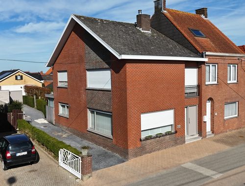                                         Woning te koop in Kortemark, € 260.000
