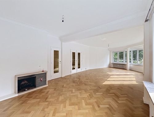                                         Appartement à louer à Woluwe-Saint-Lambert, € 1.990
