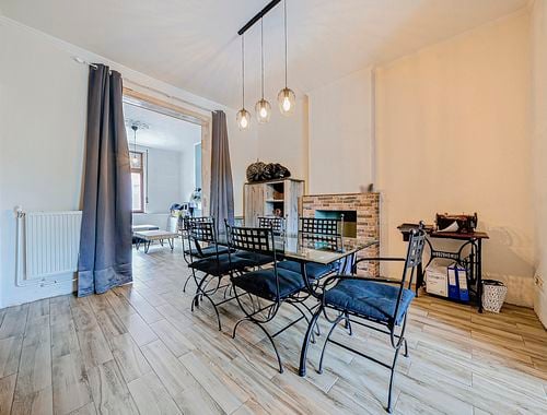                                         Eengezinswoning te koop in Seraing, € 229.000
