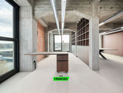                                         Commercieel Gebouw te koop in Kerkhove, € 200.000

