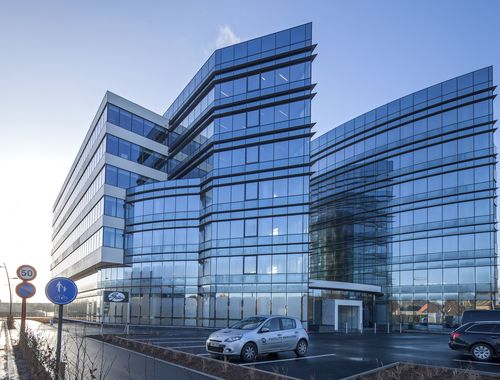                                         Bureaux à louer à Erembodegem, € 3.000
