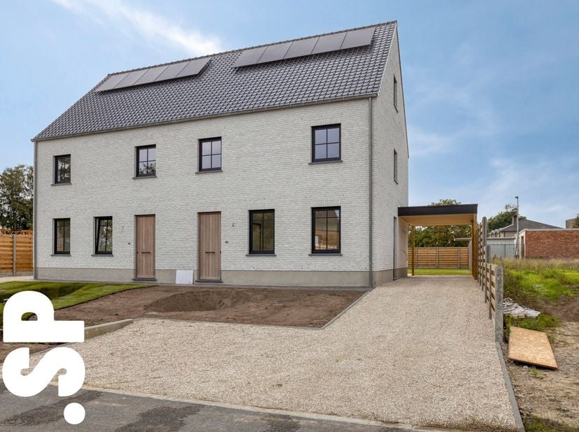 Huis te koop in Ericastraat 32,
                    2490 Balen