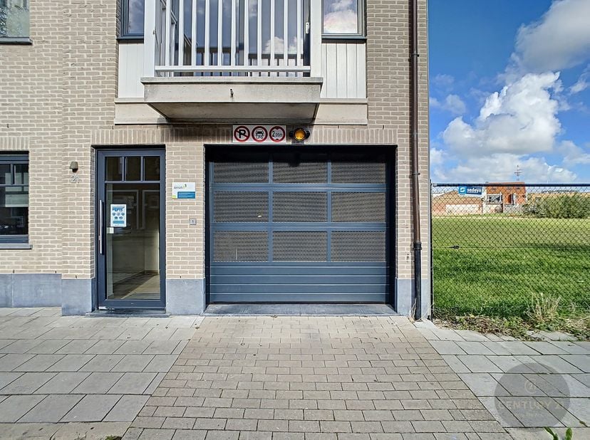 Garage à vendre
                    à 8380 Zeebrugge