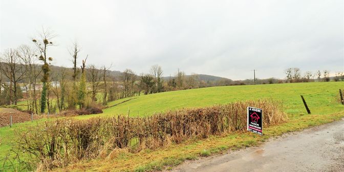 Terrain à vendre à 5600 Sautour