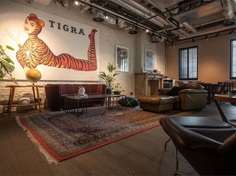Werk in Regus No18 Ampla House of ergens anders in ons wereldwijde netwerk<br />
<br />
Alle prijzen zijn vanaf-prijzen en kunnen worden gewijzigd, af