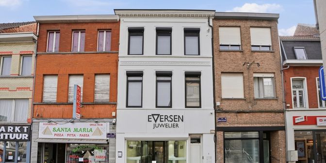 Huis te koop in Grote Markt 1, 8870 Izegem