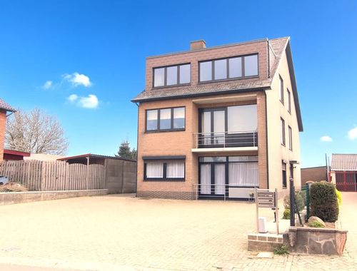                                         Gemengd gebruik te koop in Lanaken, € 570.000
