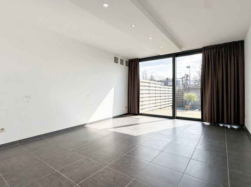 Bij ImmoFusion 7/7 open huis: klik op onze 3D-tour en ervaar vastgoed alsof je er zelf doorloopt.<br />
Bent u op zoek naar een veelzijdige woning in