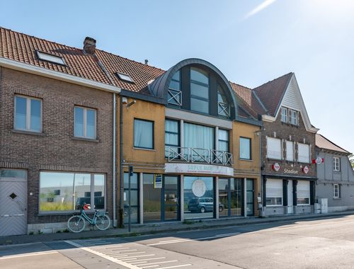                                         Maison à vendre à Harelbeke, € 365.000
