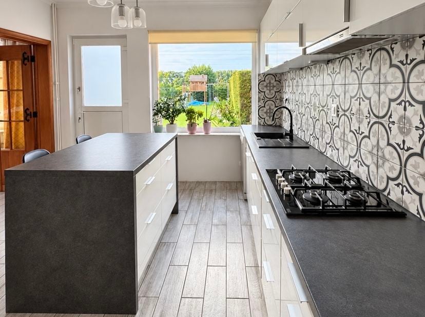 Huis te koop in Schoolstraat,
                    3800 Sint-Truiden