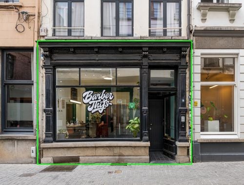                                         Rez-de-chaussée commercial à vendre à Antwerpen, € 235.000

