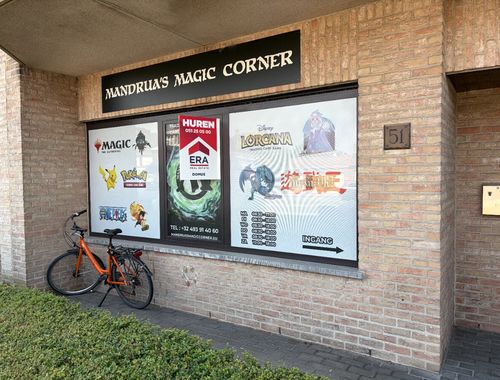                                         Bien commercial à louer à Roeselare, € 750
