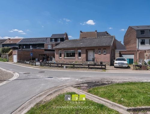                                         Maison à vendre à Lanklaar, € 249.000
