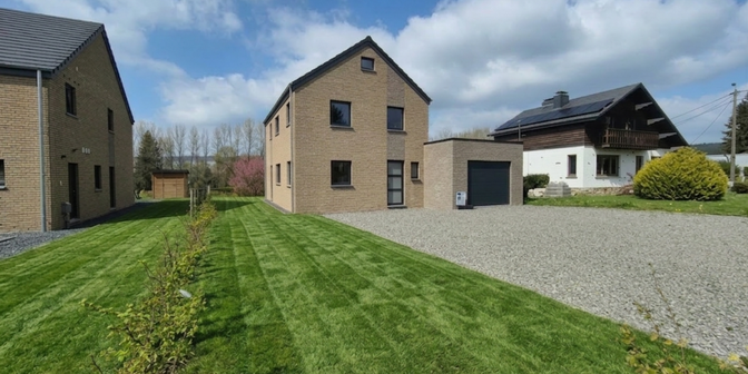 Huis te koop in Les Sarts 10e, 4990 Lierneux
