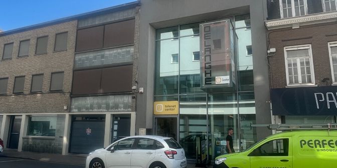 Bedrijfsvastgoed te huur in Stationsstraat 80, 8790 Waregem
