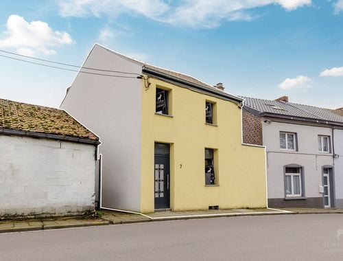                                         Woning te koop in Roux, € 139.999
