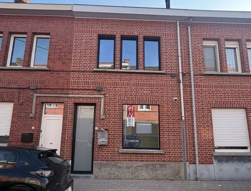                                         Maison à louer à Menen, € 1.050

