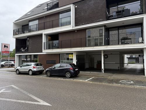                                         Appartement à louer à Tessenderlo, € 975
