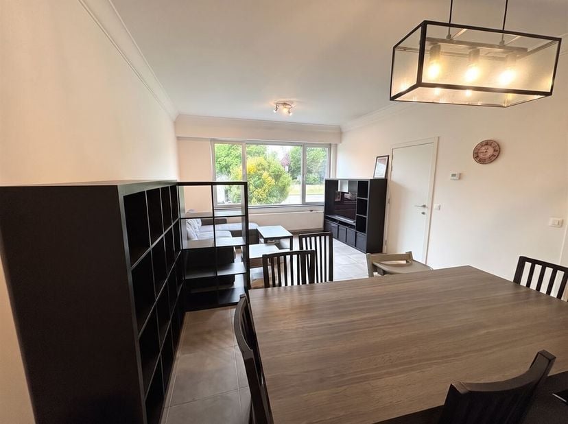 Gelijkvloers 2-slaapkamer appartement in Ekeren <br />
Ligging:<br />
Het appartement is gelegen in Ekeren, op wandelafstand van verschillende facilit