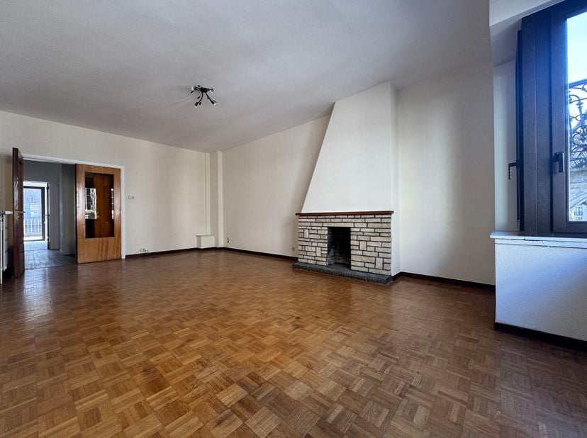 Appartement te huur in Tenbosch 18,
                    1050 Elsene