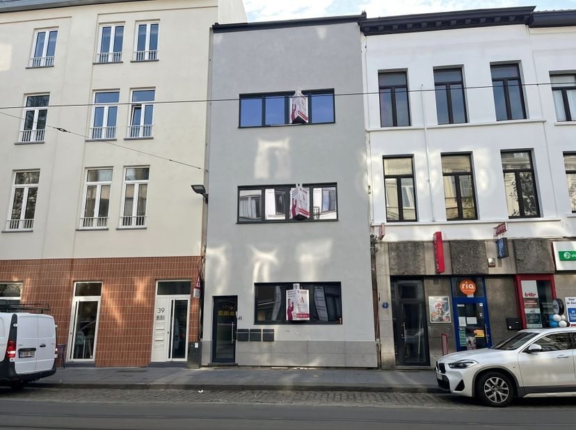 Huis te koop in Brederodestraat 41,
                    2018 Antwerpen