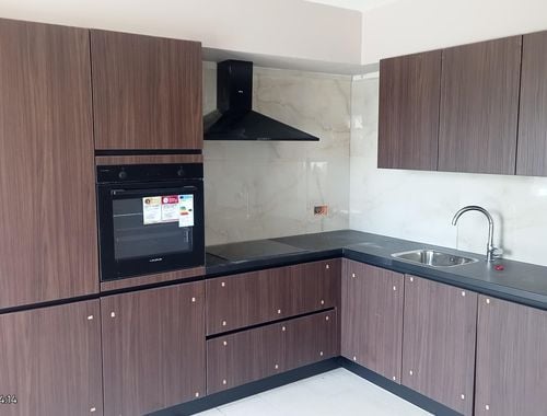                                         Appartement te huur in Lanaken, € 1.080
