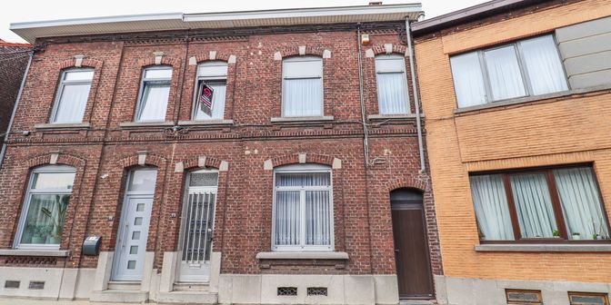Huis te koop in 6010 Couillet