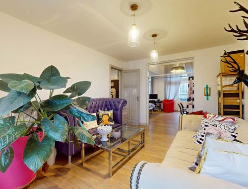                                         Triplex te koop in Etterbeek, € 545.000
