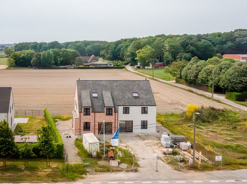 Maison à vendre
                    à 8760 Meulebeke