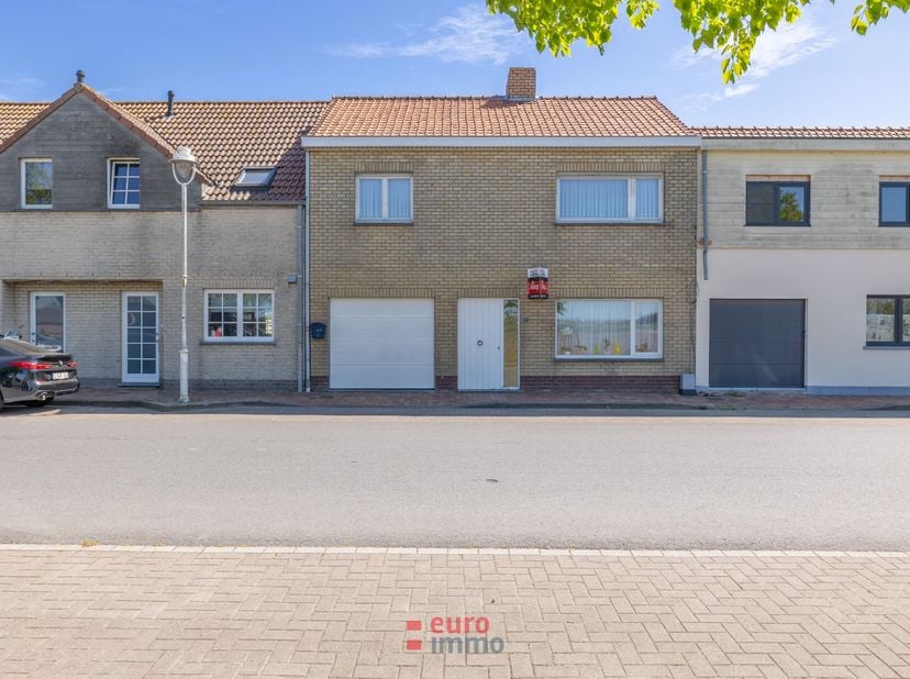Huis te koop in Molenstraat 19,
                    8620 Ramskapelle